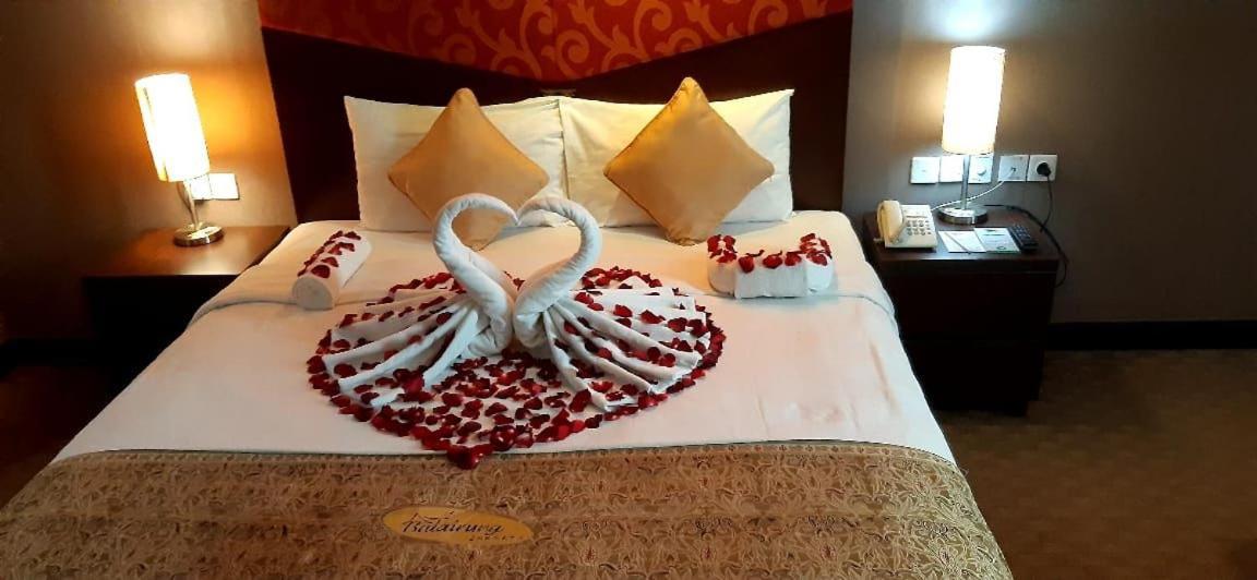 Horison Balairung Jakarta Ngoại thất bức ảnh