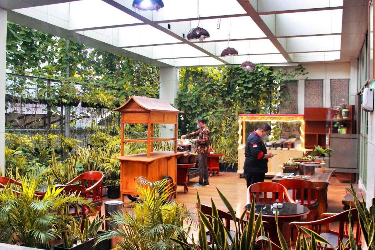 Horison Balairung Jakarta Ngoại thất bức ảnh