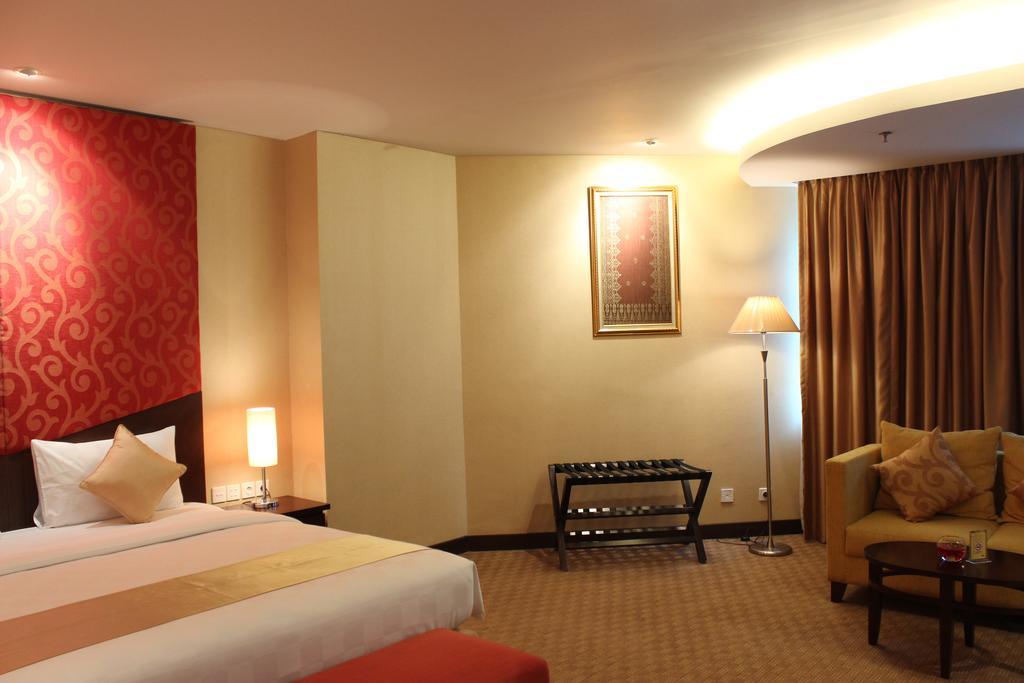 Horison Balairung Jakarta Ngoại thất bức ảnh
