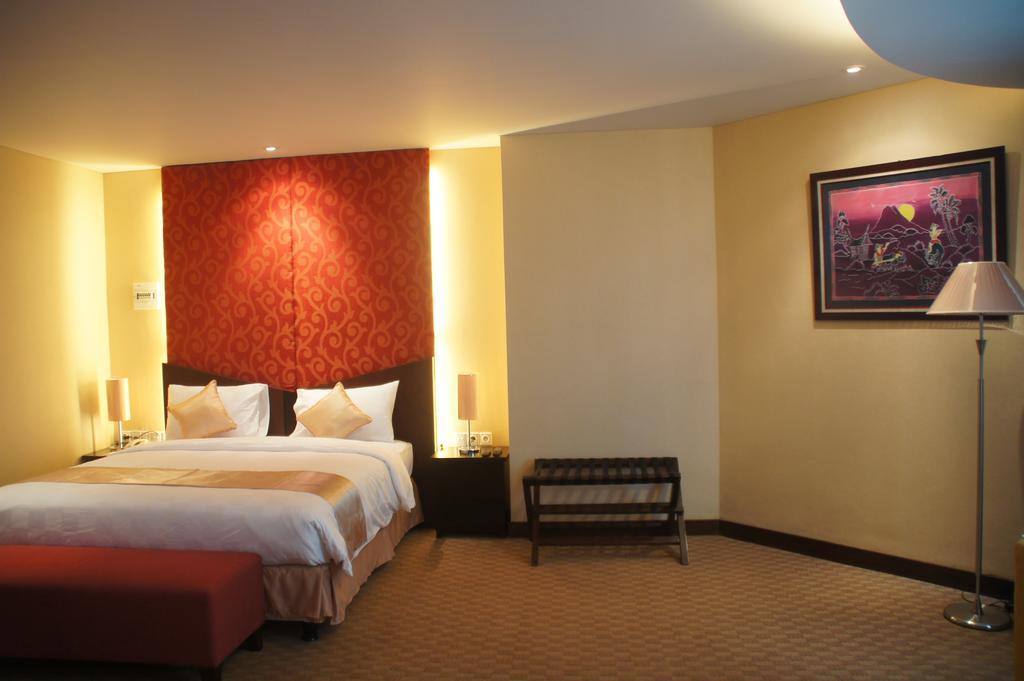 Horison Balairung Jakarta Ngoại thất bức ảnh