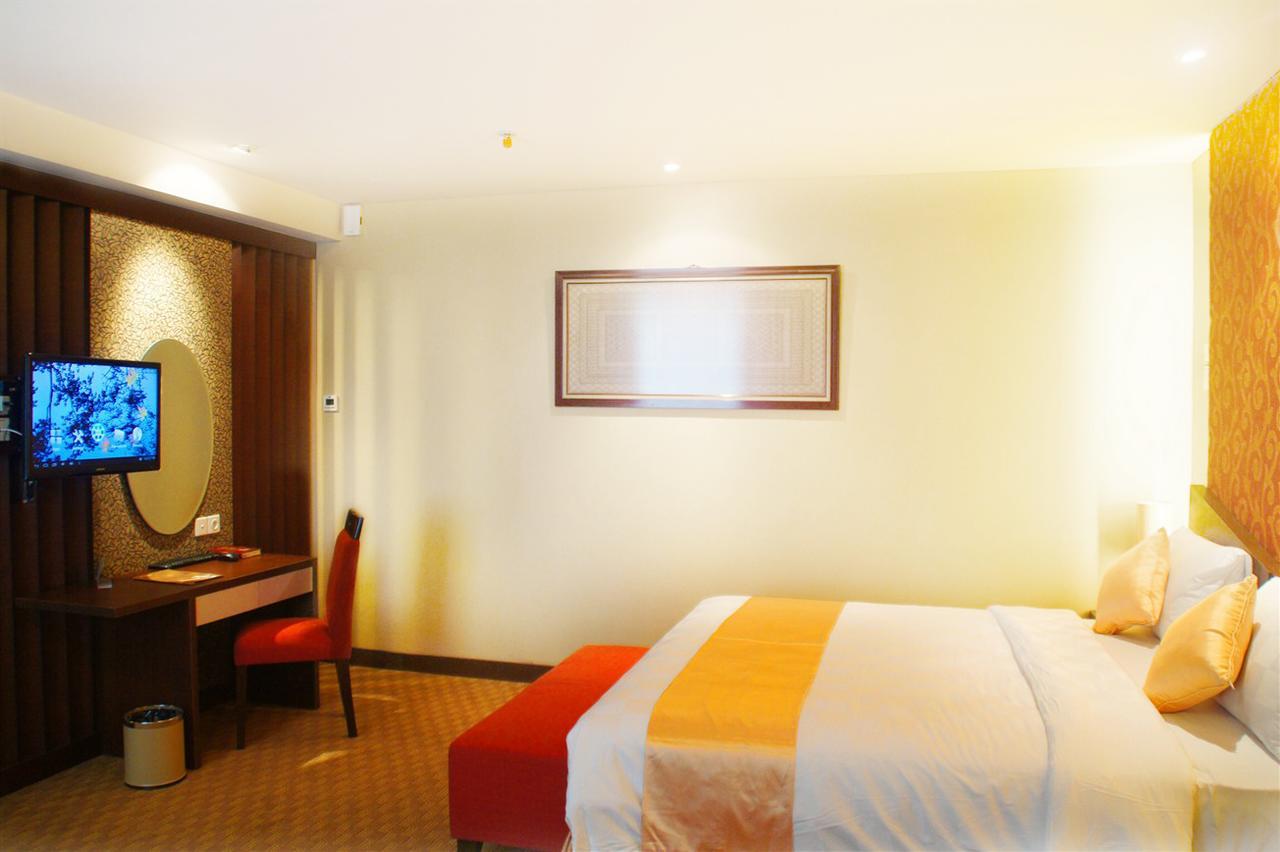 Horison Balairung Jakarta Ngoại thất bức ảnh