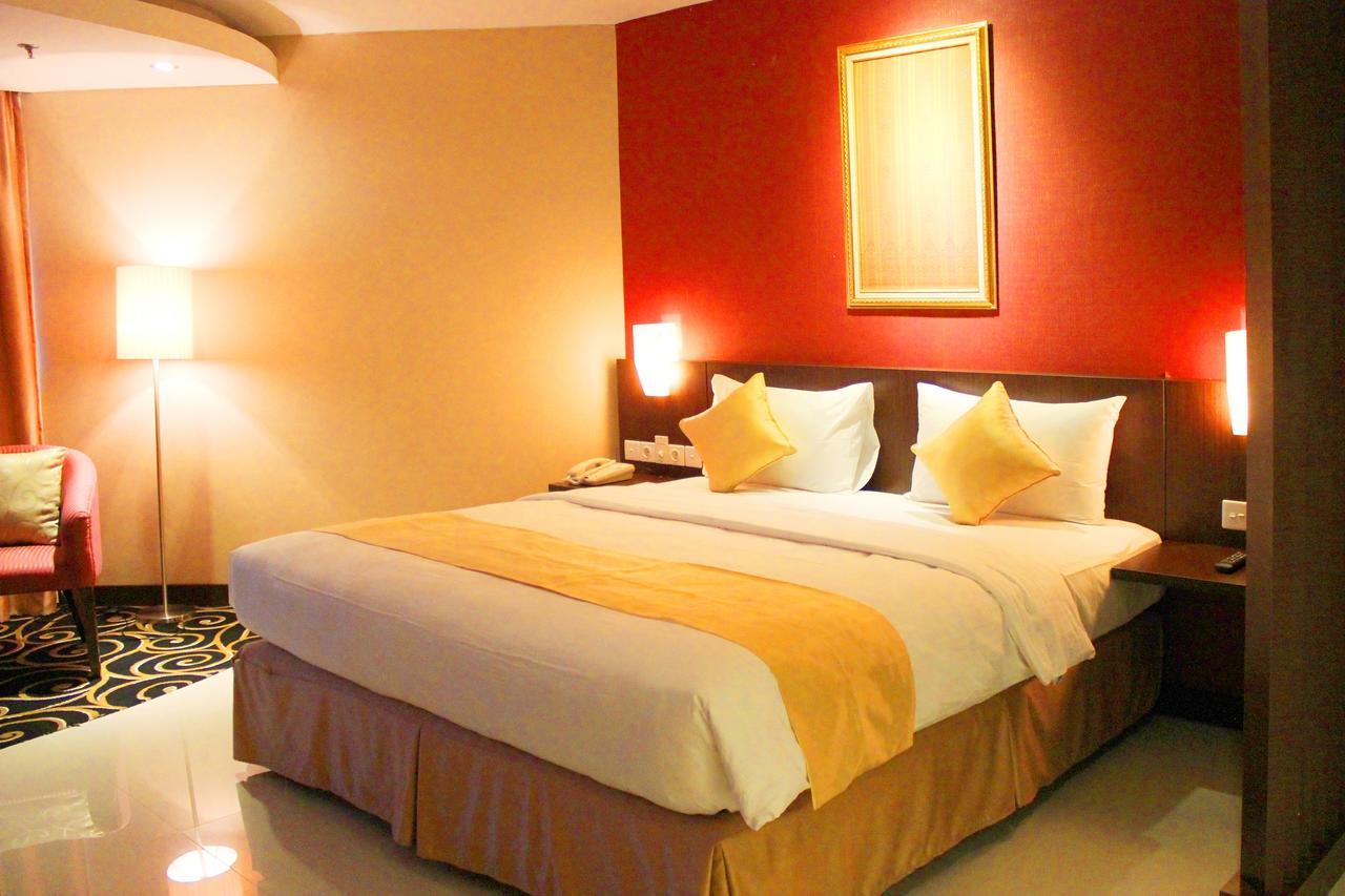 Horison Balairung Jakarta Ngoại thất bức ảnh